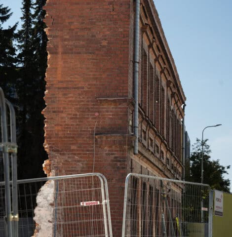Tartu-Raatuse-tänava-kroonumajade-lammutus